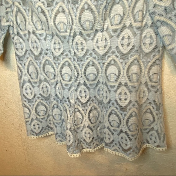 HD in Paris Anthropologie Paris Blue Cream French Lace Peplum Blouse SZ 0 - Picture 4 of 13
